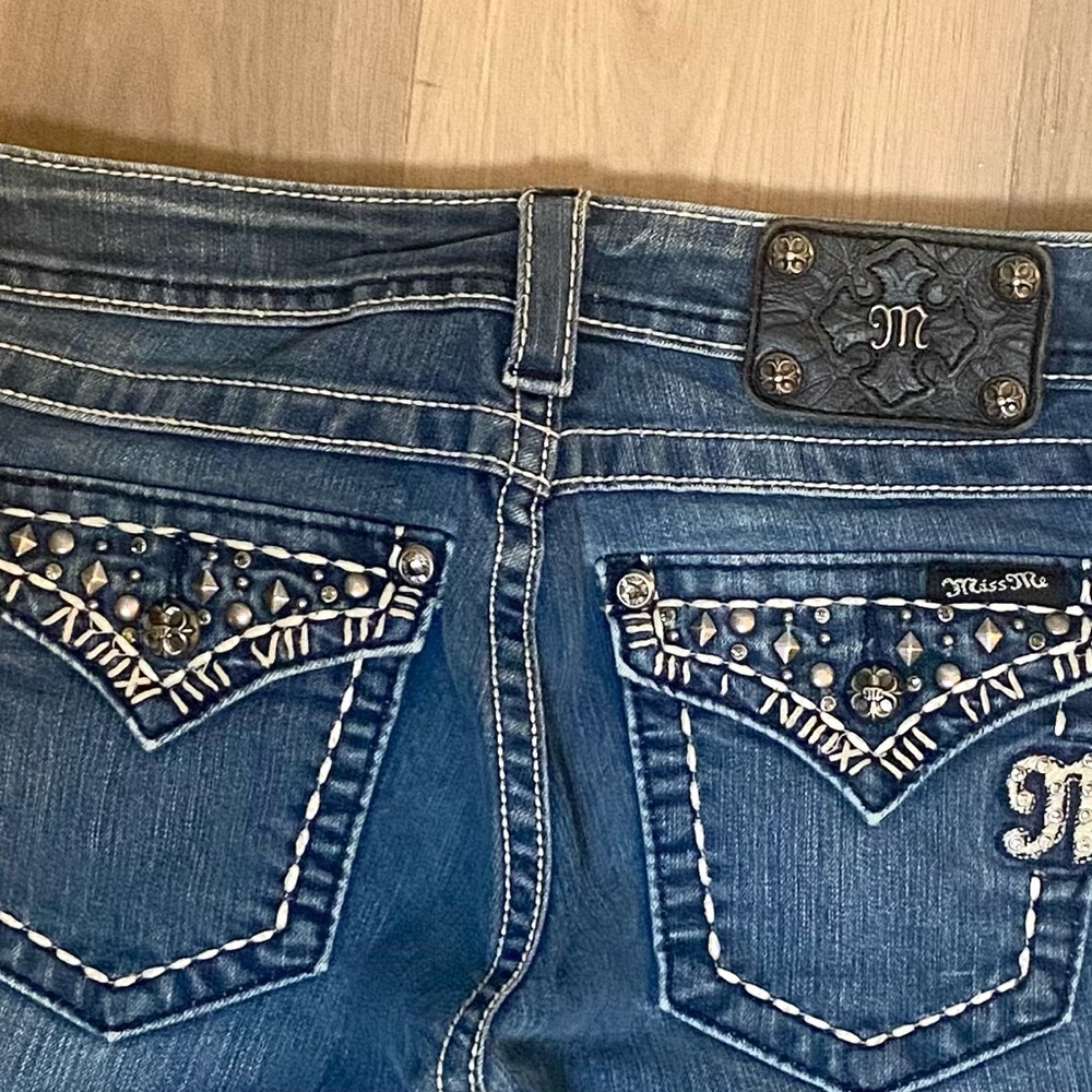 Miss Me Jeans Women’s Blue Denim Straight Boot Cut (JE5397TX) Size 27